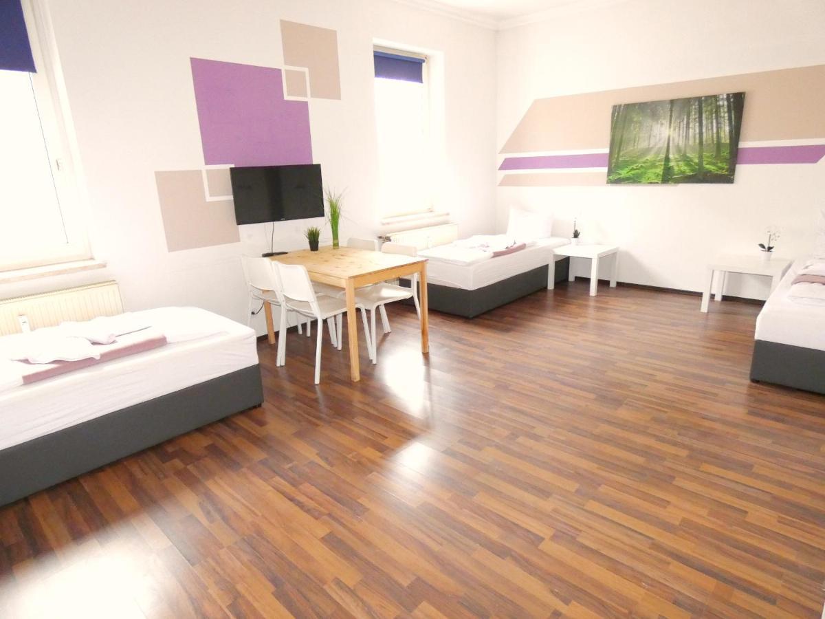 Sunnyhome Monteurwohnungen Und Apartments In Schwandorf 외부 사진